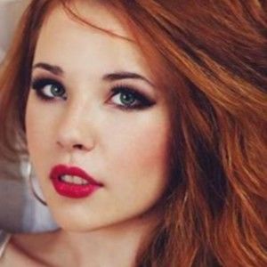 Meet your Posher, Abi